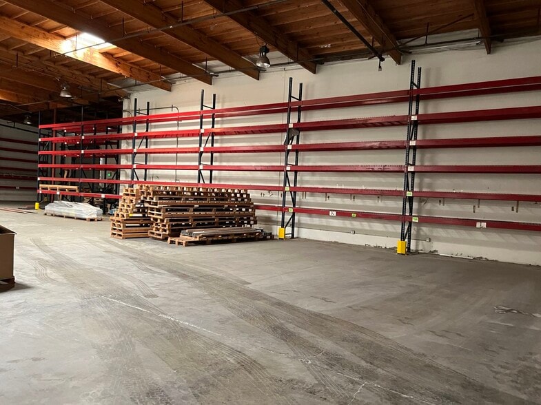 More Photos Of 1461 S Balboa Ave, Ontario Warehouse For Lease