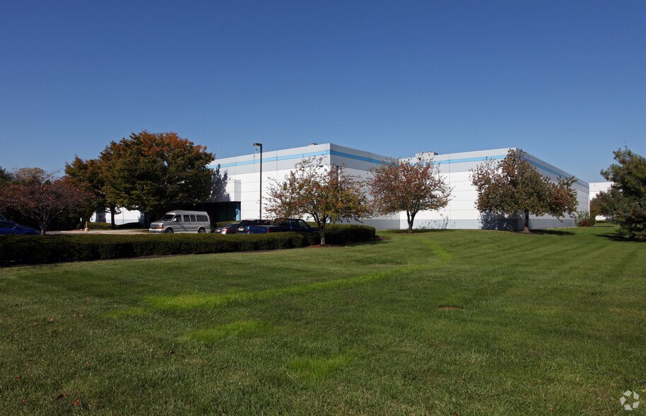 Primary Photo Of 47 S Commerce Way, Bethlehem Warehouse For Lease