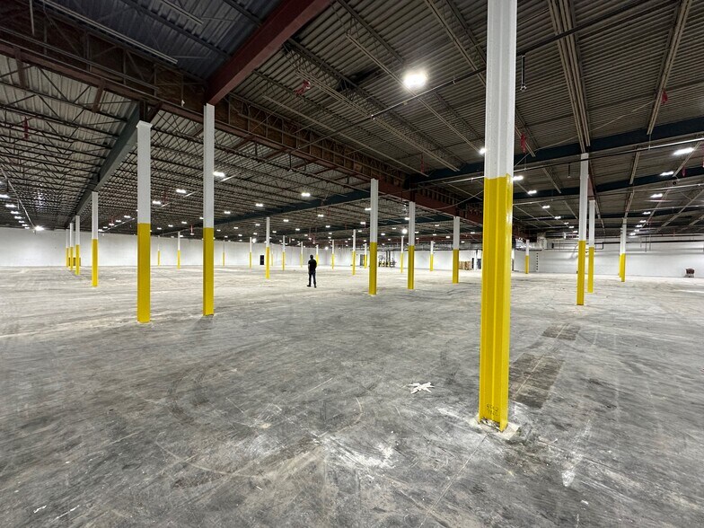 More Photos Of 701-755 S West End Blvd, Quakertown Unknown For Lease