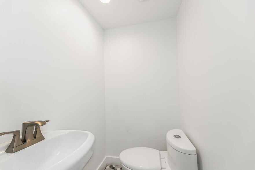 More Photos Of 11A Arlington Pl, Brooklyn Apartments For Sale