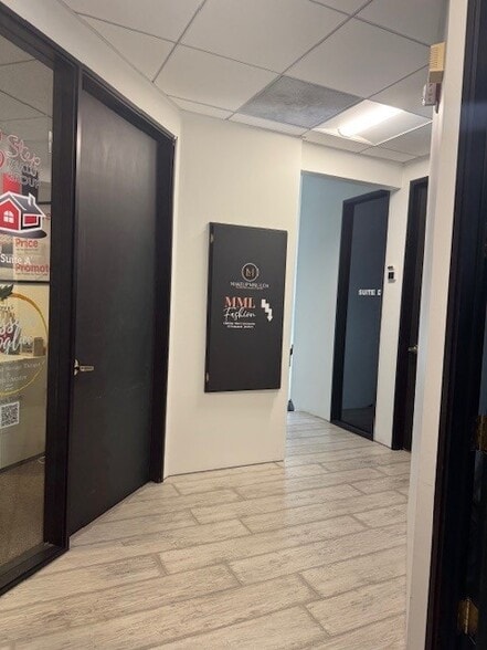 More Photos Of 15-17 W 8th St, Tracy Office For Lease
