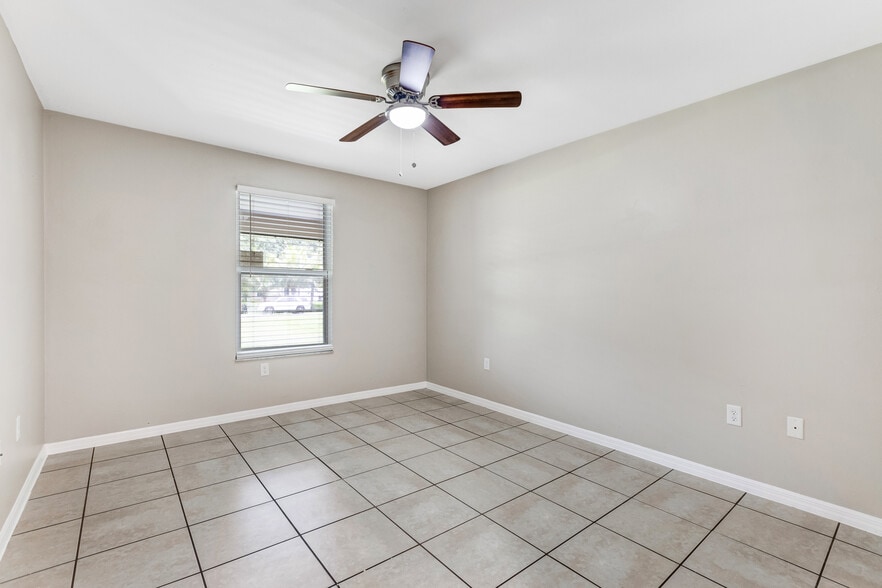 More Photos Of 6240 Rattlesnake Hammock Rd, Naples Apartments For Sale