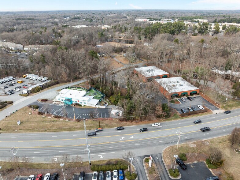 More Photos Of 603 Eastchester Dr, High Point Office For Sale