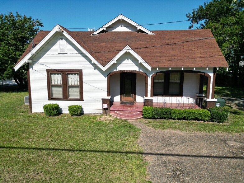 Primary Photo Of 3722 Old Bullard Rd, Tyler Medical For Lease