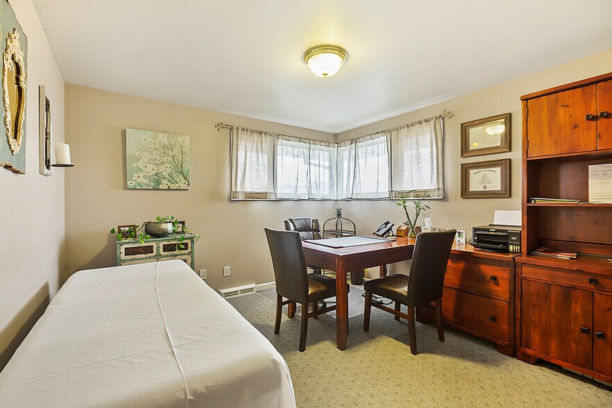 More Photos Of 101 N Evergreen Rd, Spokane Office For Lease