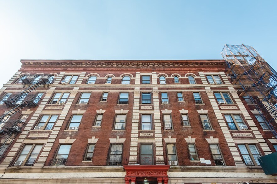 More Photos Of 598-600 E 183rd St, Bronx Apartments For Sale