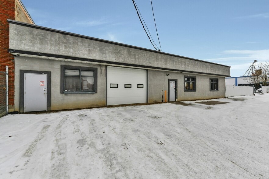 Primary Photo Of 4727 60 St, Red Deer Service For Sale
