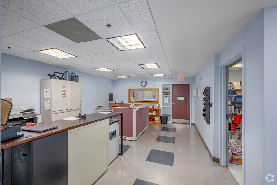 More Photos Of 1082 Davol St, Fall River Apartments For Lease