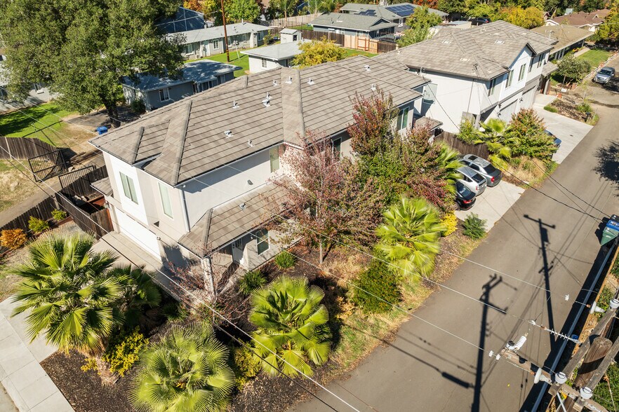 More Photos Of 5841 Del Campo Ln, Carmichael Multifamily For Sale