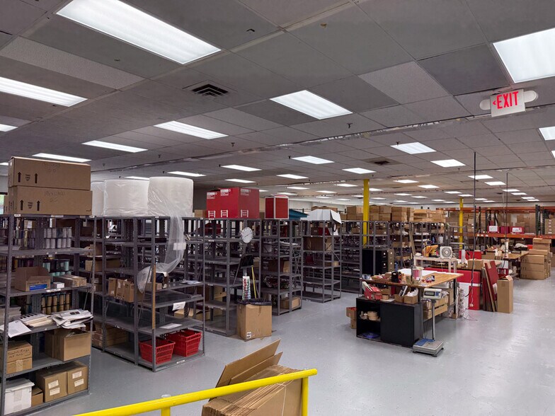 More Photos Of 2015-2035 W Front St, Berwick Distribution For Sale