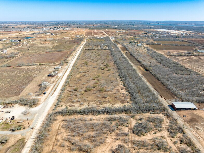 More Photos Of 7821 Gardner rd, San Antonio Land For Sale