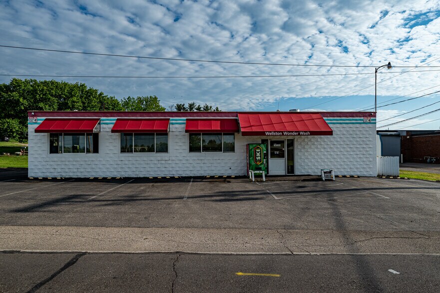 Primary Photo Of 21 State Route 93, Wellston Specialty For Sale