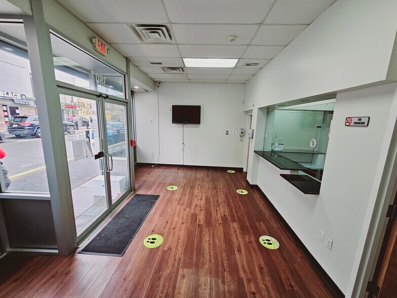 More Photos Of 3801-3807 Bergenline Ave, Union City Storefront Retail Office For Lease