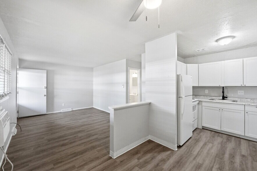 More Photos Of 7559 Mentor Ave, Mentor Apartments For Sale