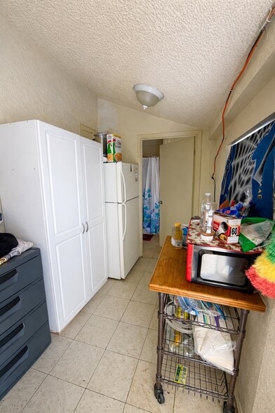 More Photos Of 1737 N Waterman Ave, San Bernardino Office For Sale