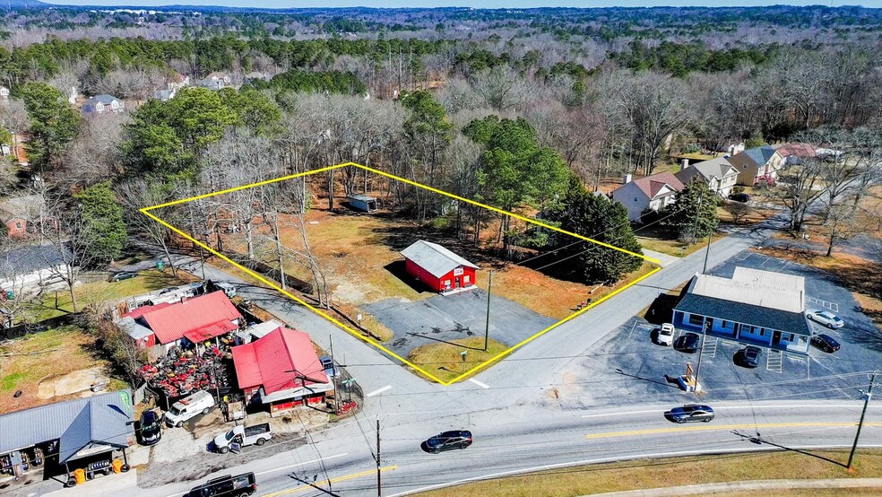 More Photos Of 3230 Oak St, Austell Freestanding For Sale