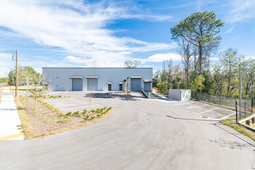 More Photos Of 3558 Masters Rd, Jacksonville Warehouse For Lease