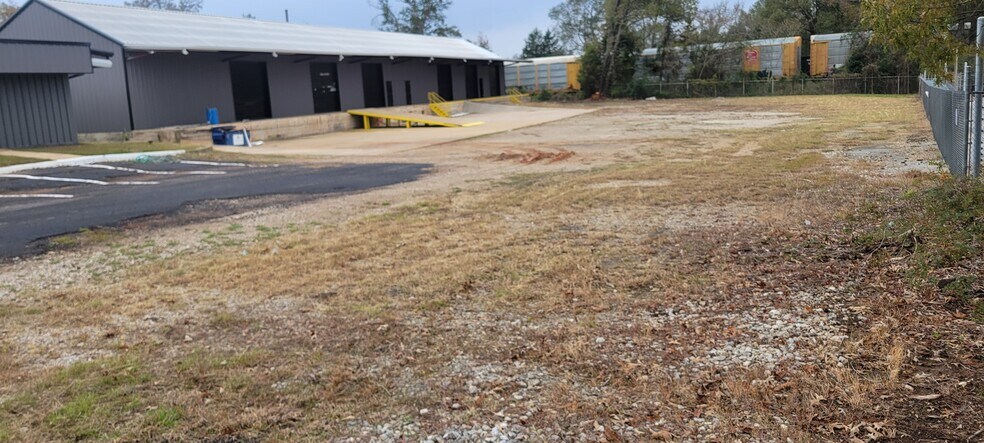 More Photos Of 2820 E Marshall Ave, Longview Land For Lease