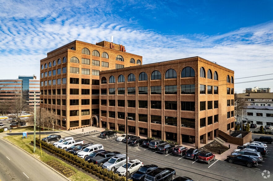 More Photos Of 104 Woodmont Blvd, Nashville Unknown For Lease