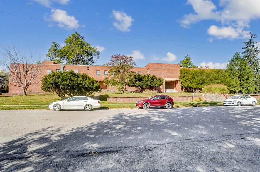 More Photos Of 800 Livermore St, Yellow Springs Research And Development For Sale