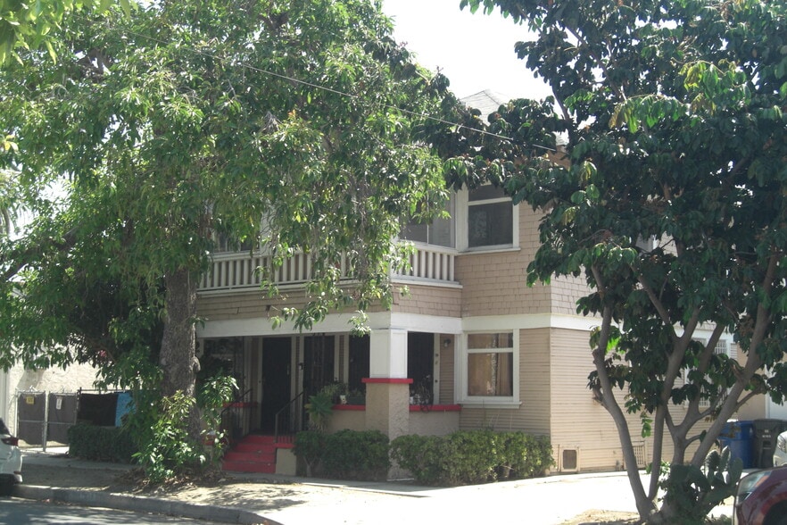 More Photos Of 3846 S Gramercy Pl, Los Angeles Apartments For Sale