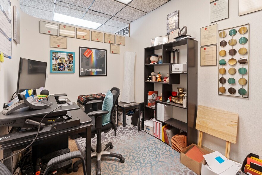 More Photos Of 6050 State Route 179, Sedona Office For Sale