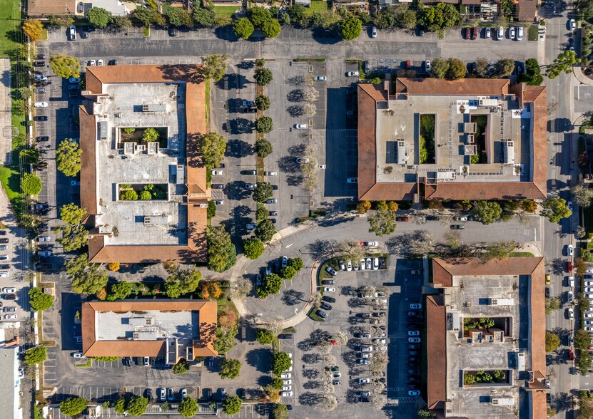 More Photos Of , Ventura Office For Sale