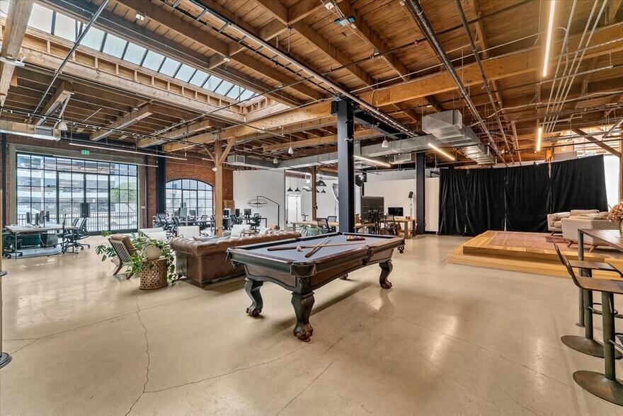 More Photos Of 308-312 S Alameda St, Los Angeles Office For Lease