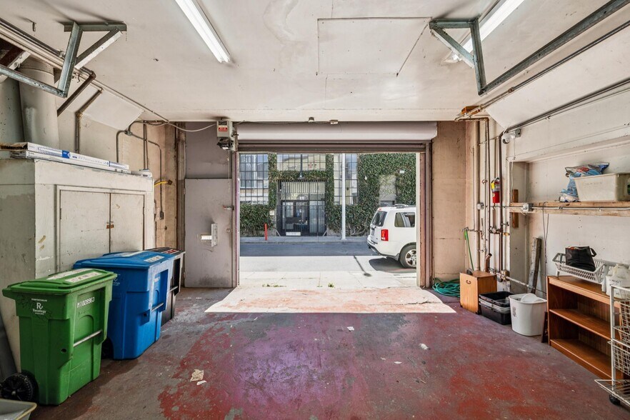 More Photos Of 9 Grace St, San Francisco Warehouse For Sale