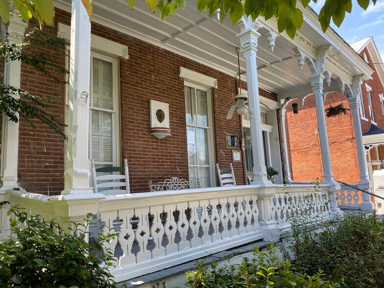 More Photos Of 508 Walker St, Augusta Office Residential For Sale