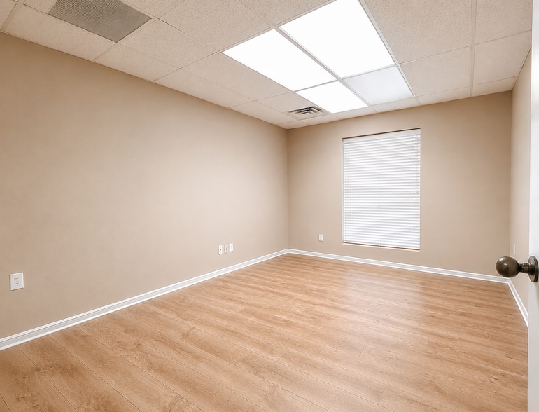 More Photos Of 1501 N Amburn Rd, Texas City Medical For Sale