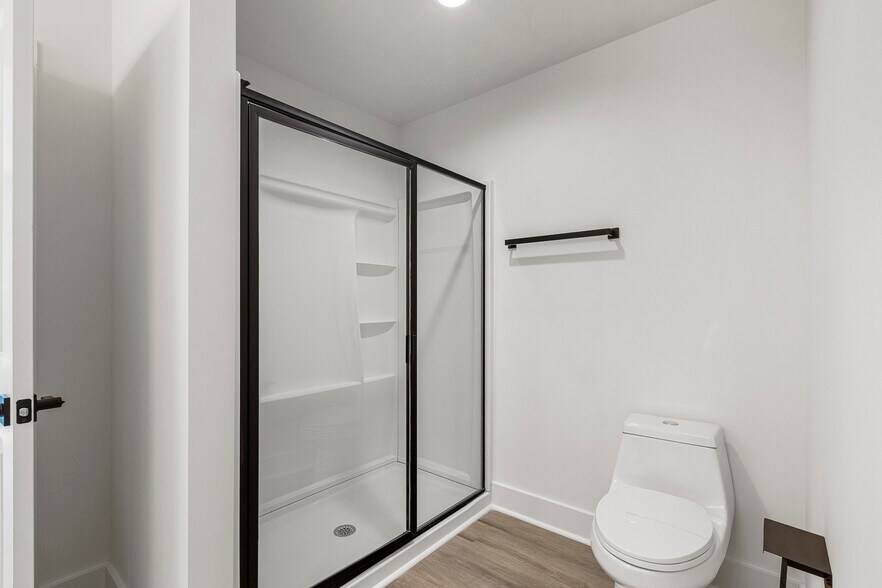 More Photos Of 114 Chella Ct, Sanford Multifamily For Sale