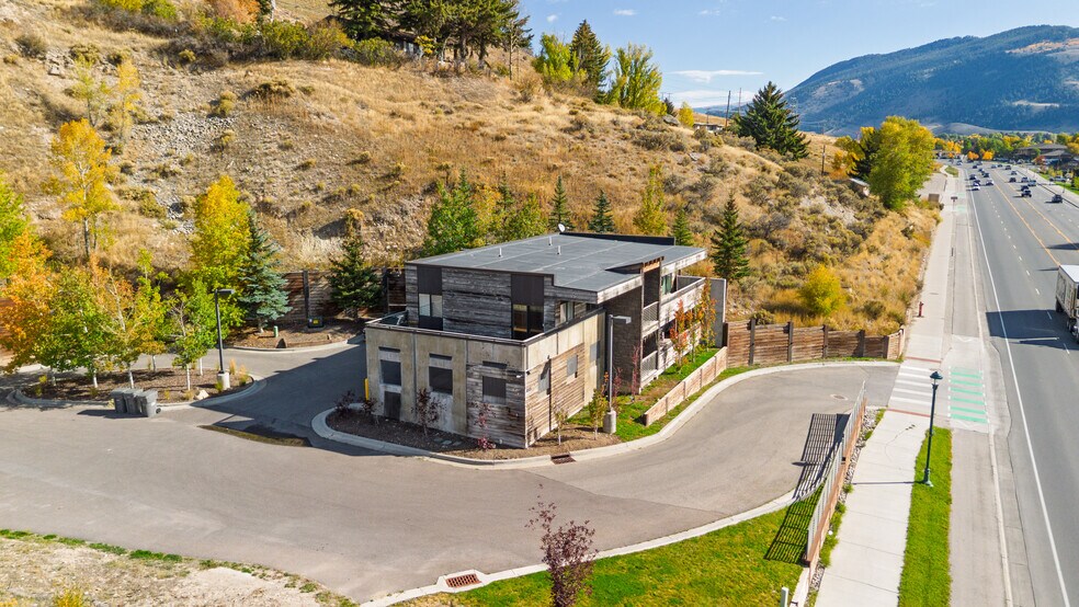 More Photos Of 855 W Broadway Ave, Jackson Apartments For Sale