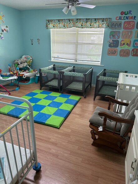 More Photos Of 408 75th St NW, Bradenton Medical For Sale