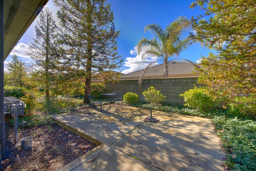 More Photos Of 951 Reserve Dr, Roseville Medical For Lease