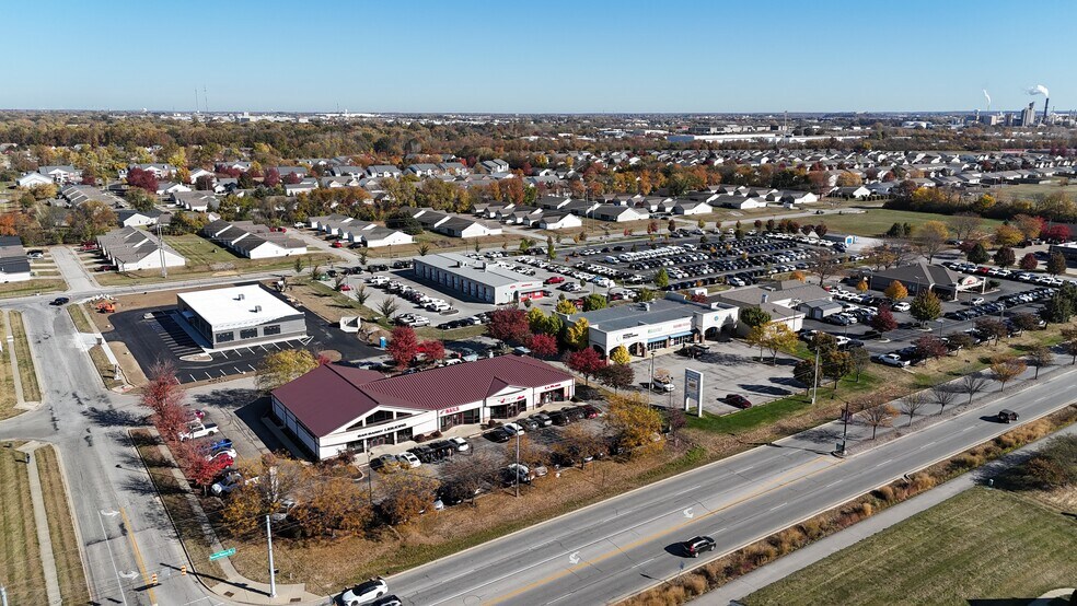 More Photos Of 2108 IFCU Way, Lafayette Storefront For Lease