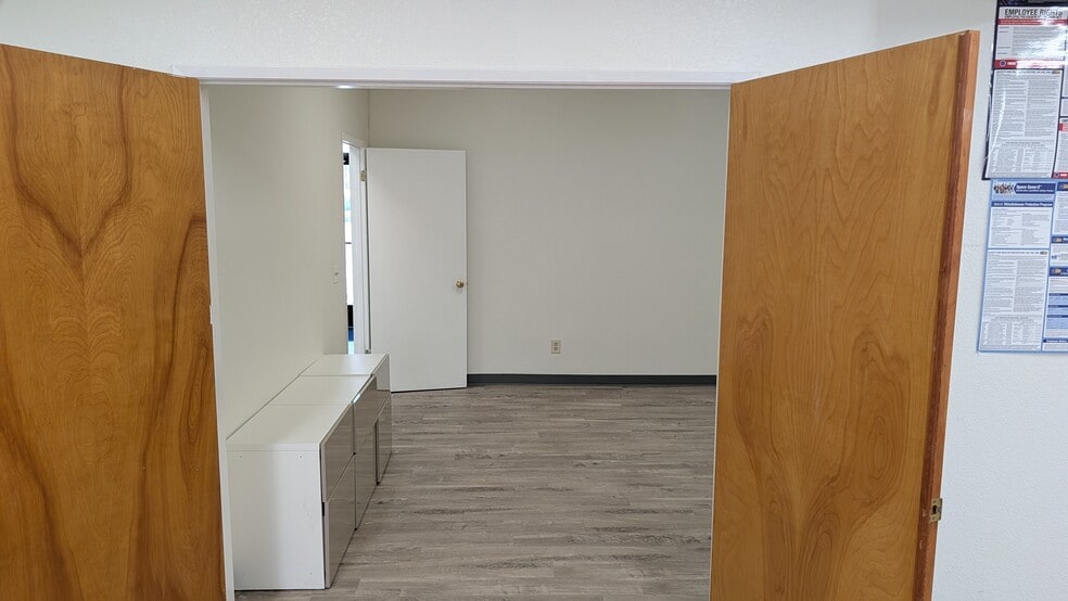 Primary Photo Of 1133 San Leandro Blvd, San Leandro General Retail For Lease