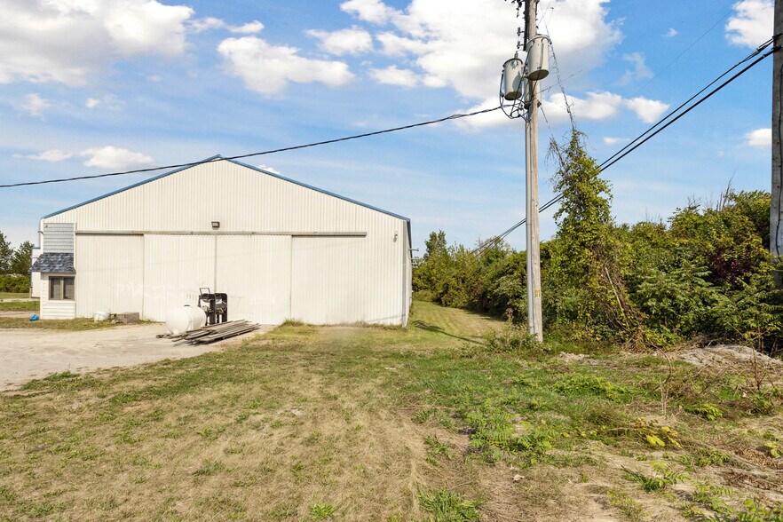 More Photos Of 683 River Rd, Bay City Manufacturing For Sale
