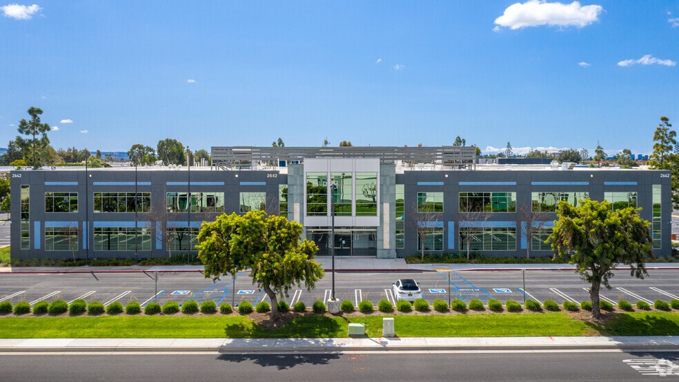 More Photos Of 2642 Michelle Dr, Tustin Office For Lease