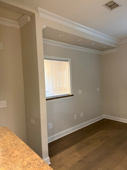 More Photos Of 215 Monmouth Rd, Oakhurst Office For Lease