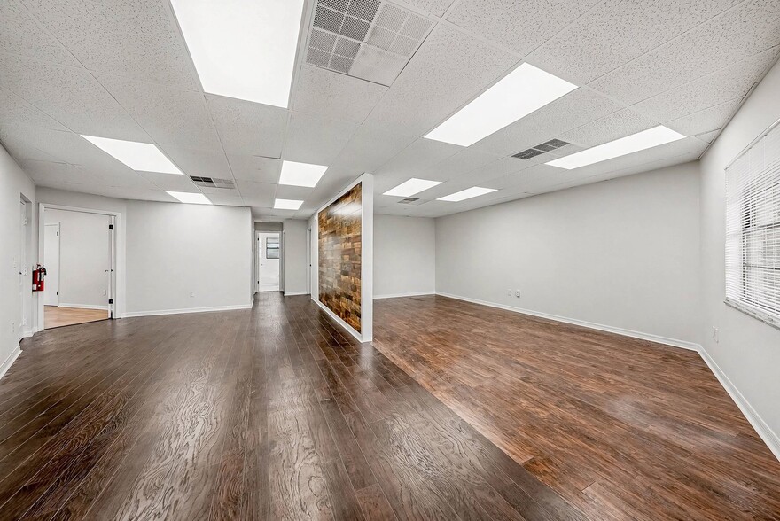 More Photos Of 4427-4439 Gunn Hwy, Tampa General Retail For Lease