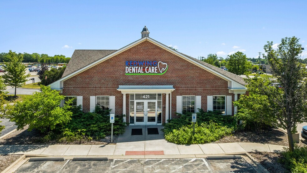 Primary Photo Of 421 E Il Route 173, Antioch Medical For Sale