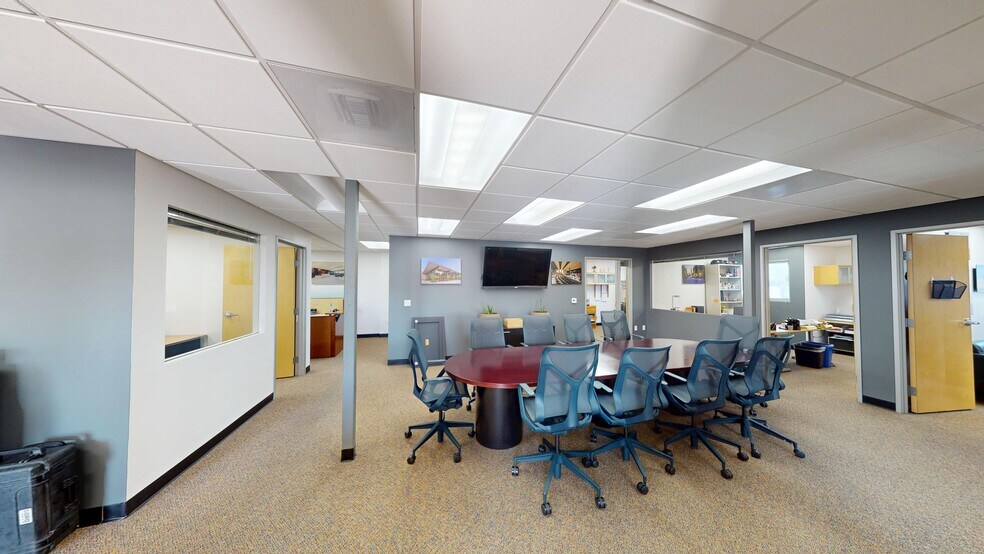 More Photos Of 1940 Garnet Ave, San Diego Medical For Sale