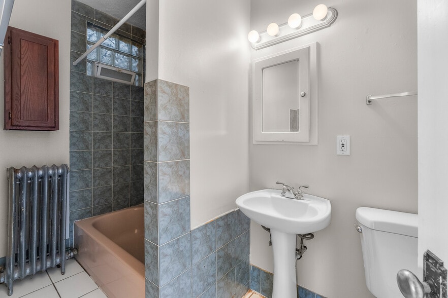 More Photos Of 3012 Bryant Ave S, Minneapolis Multifamily For Sale