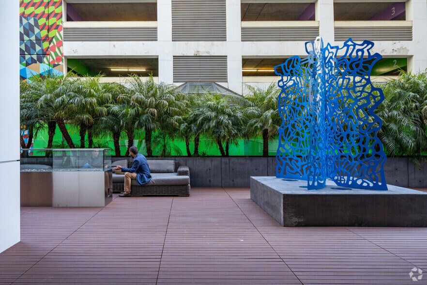 More Photos Of 201 Third St, San Francisco Office For Lease