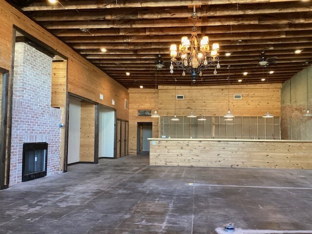 More Photos Of 189 Broadway St, Alba Storefront Retail Office For Sale