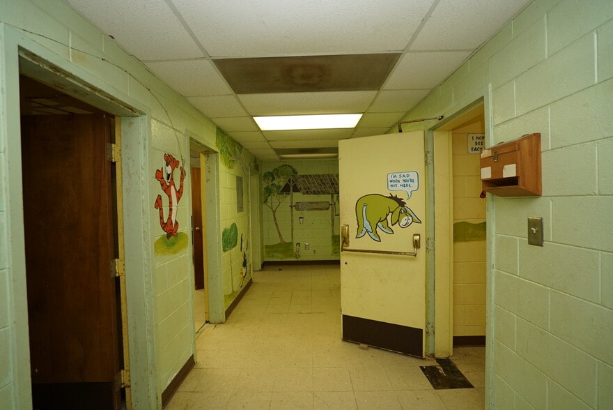 More Photos Of 4323 Primrose Rd, Columbus Religious Facility For Sale