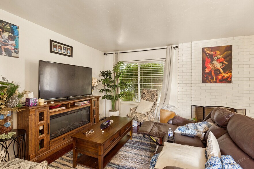 More Photos Of 1342 Essex Way, San Jose Apartments For Sale
