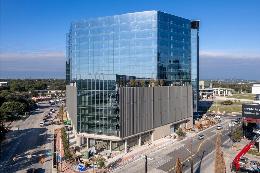 More Photos Of 401 S 1st St, Austin Office For Sale