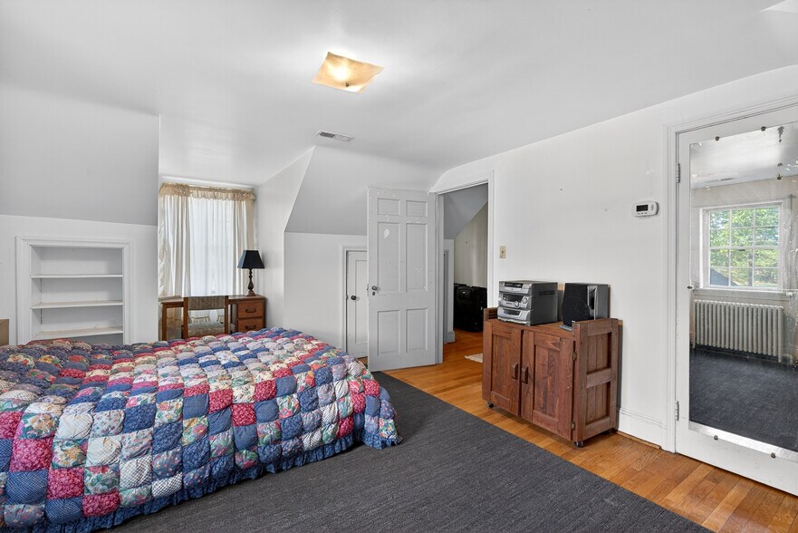 More Photos Of 2870 King William Ave, West Point Land For Sale